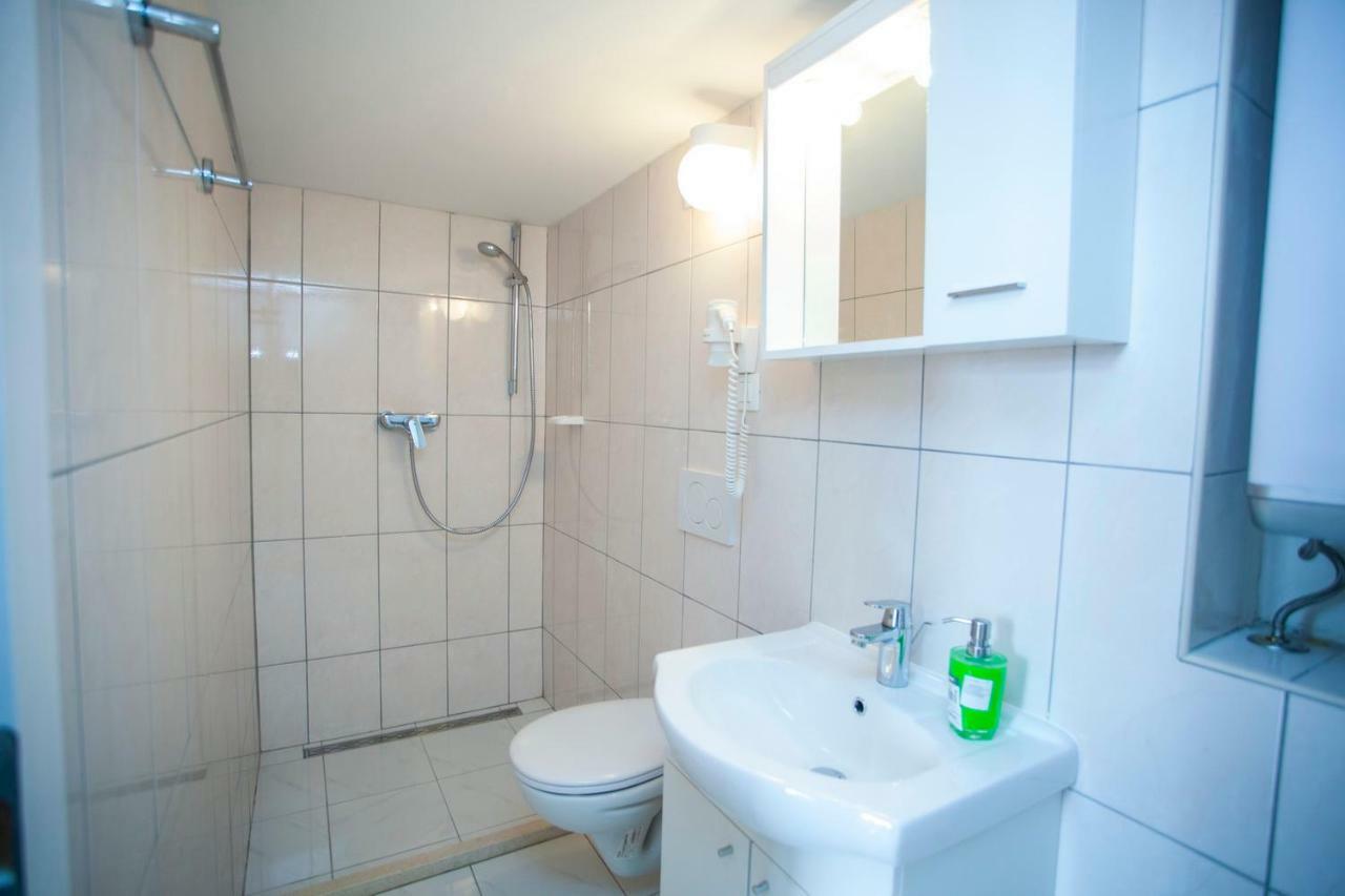 Apartments Vlado Подгора Екстериор снимка