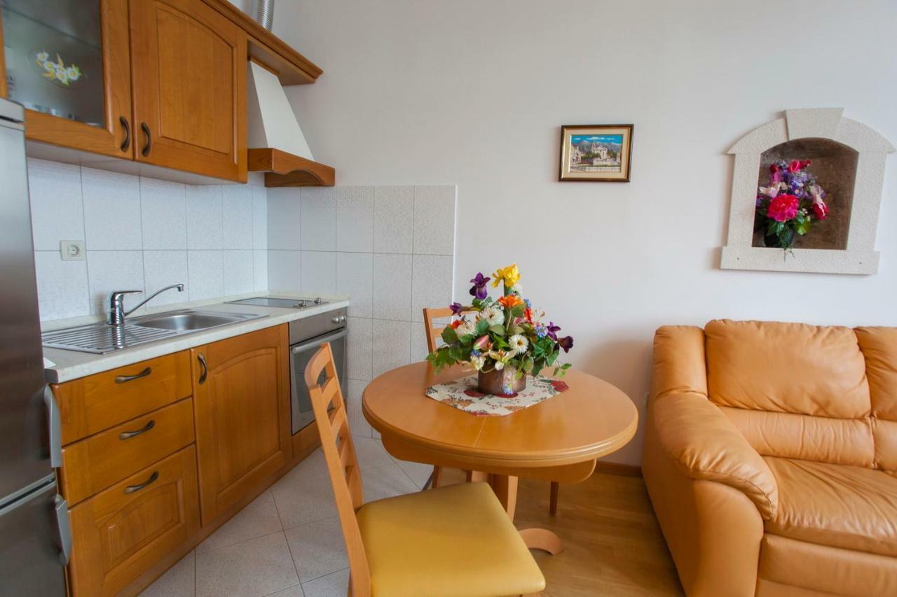 Apartments Vlado Подгора Екстериор снимка