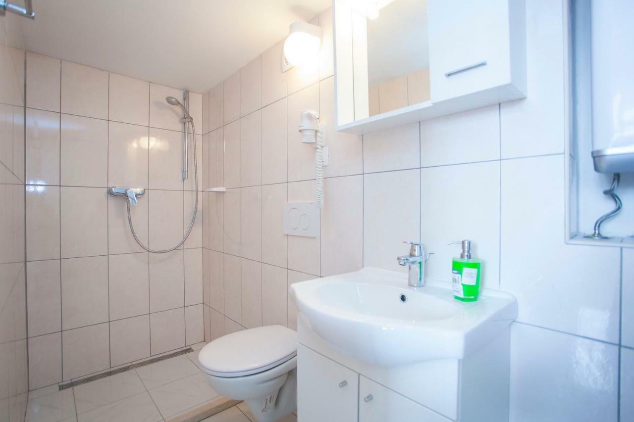 Apartments Vlado Подгора Екстериор снимка