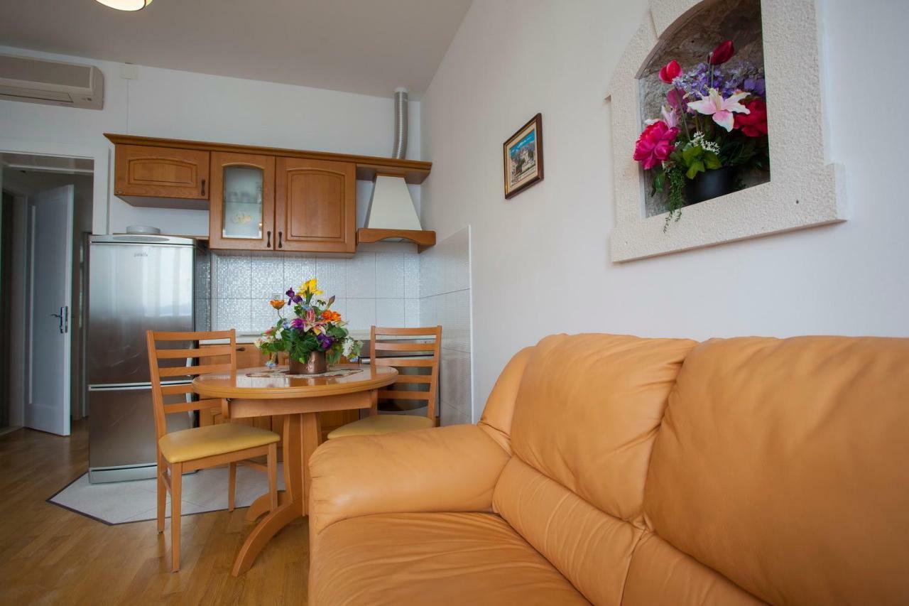Apartments Vlado Подгора Екстериор снимка